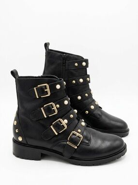 Steve Madden Black Leather Wilmer Pearl Studded Buckle Ankle Boots Size 10M Edgy
